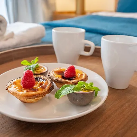 Bright Flat With Pool & Balcony By Hostwise Apartment